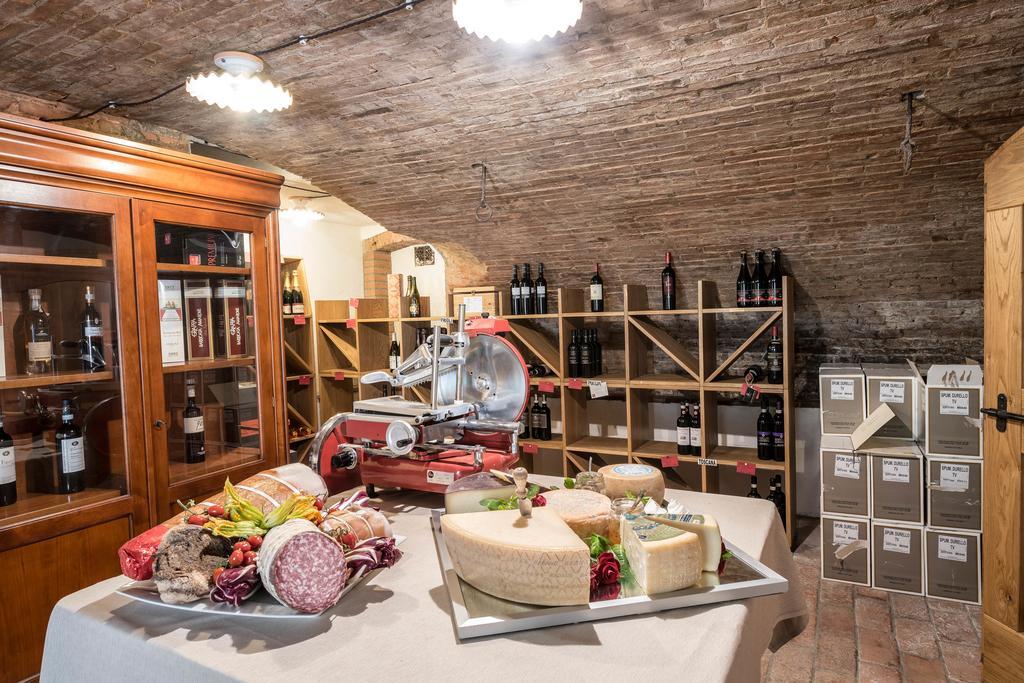 Hotel Villa Malaspina Castel d'Azzano Luaran gambar